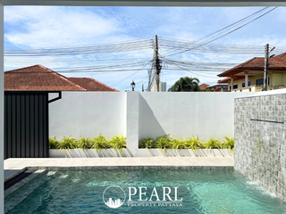 For sale 5 bed villa in Bang Lamung, Chonburi