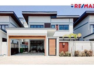 For sale 3 bedrooms house in Bang Lamung, Chonburi