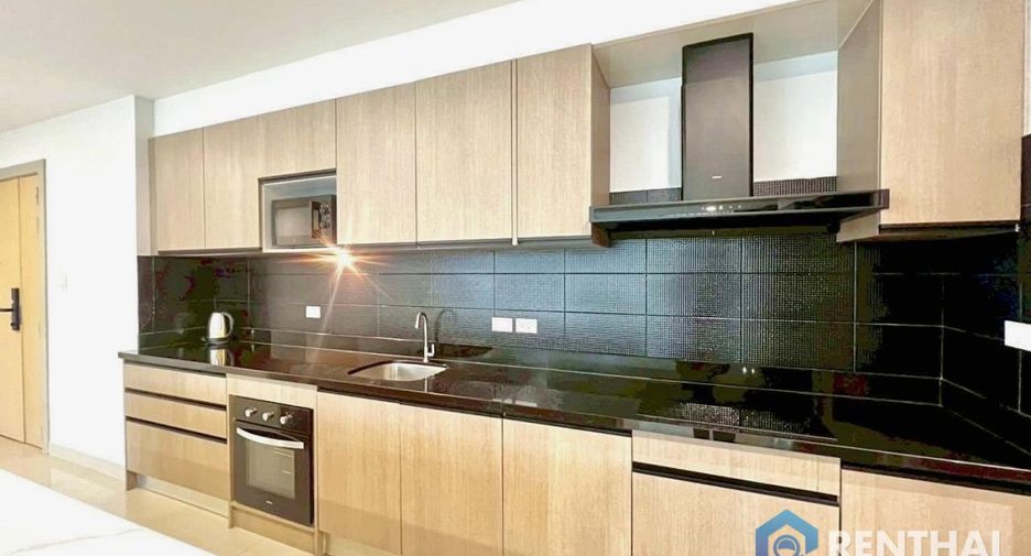 For sale 4 bedrooms condo in Bang Lamung, Chonburi