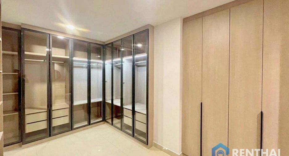 For sale 4 bedrooms condo in Bang Lamung, Chonburi