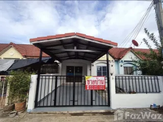 For sale 2 Beds townhouse in Mueang Nakhon Sawan, Nakhon Sawan