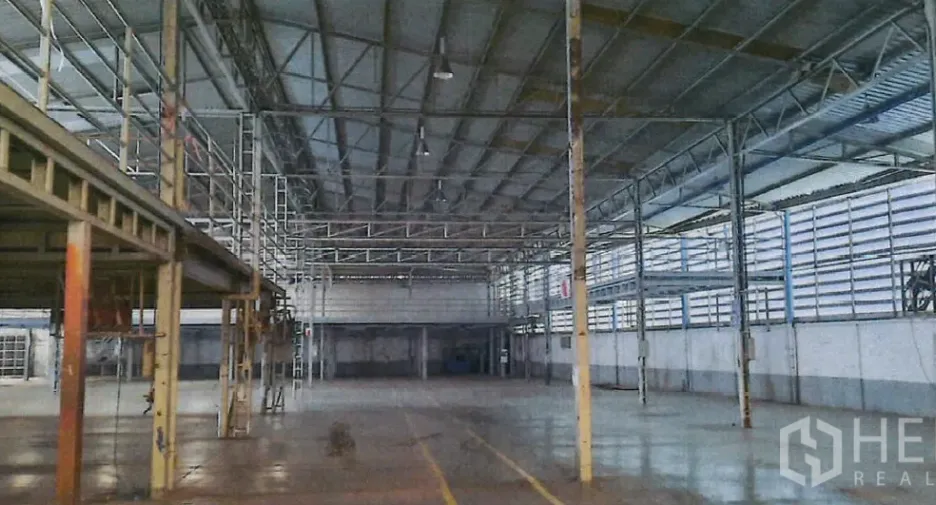 For rent warehouse in Yan Nawa, Bangkok