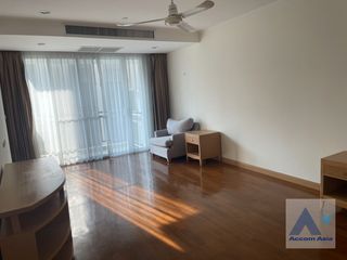 For rent 4 bed apartment in Khlong Toei, Bangkok