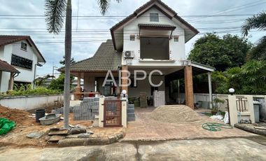 Haus zum Kauf mit 4 Zimmer in Bang Lamung, Chonburi