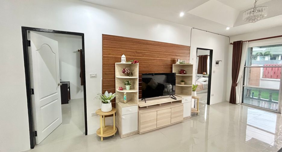 For rent and for sale 3 bedrooms house in East Pattaya, Pattaya