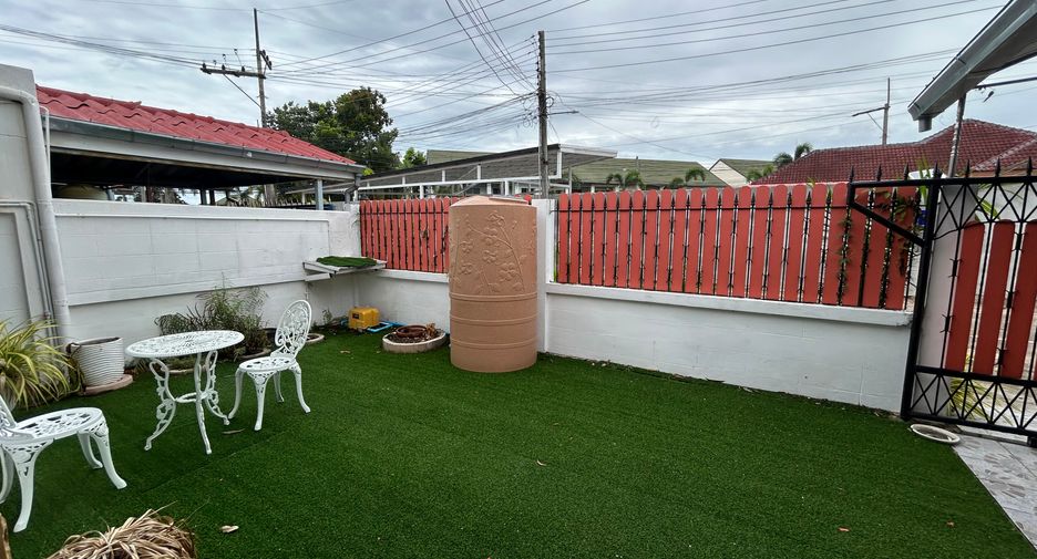For rent and for sale 3 bedrooms house in East Pattaya, Pattaya