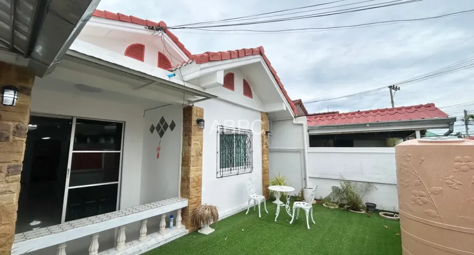 For rent and for sale 3 bedrooms house in Bang Lamung, Chonburi