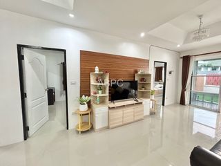 For rent and for sale 3 bedrooms house in Bang Lamung, Chonburi