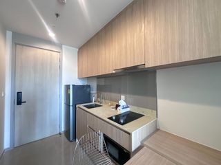 For rent studio condo in Phaya Thai, Bangkok