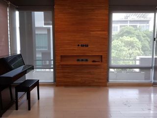 For sale 4 Beds office in Wang Thonglang, Bangkok