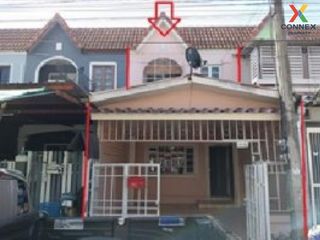 For sale 2 bed townhouse in Khlong Luang, Pathum Thani