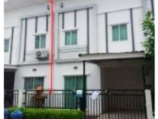 For sale 3 bed townhouse in Mueang Chachoengsao, Chachoengsao