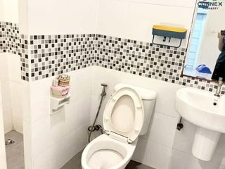 For sale 3 bed townhouse in Sam Khok, Pathum Thani