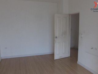 For sale 3 bed townhouse in Bang Khen, Bangkok