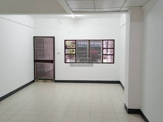 ขาย 2 ห้องนอน ทาวน์เฮ้าส์ ใน บางเสาธง, สมุทรปราการ