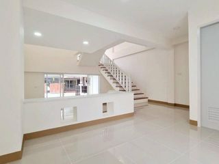 For sale 3 bed townhouse in Pak Kret, Nonthaburi
