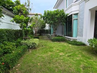 Casa en venta de 4 habitaciones en Lat Krabang, Bangkok