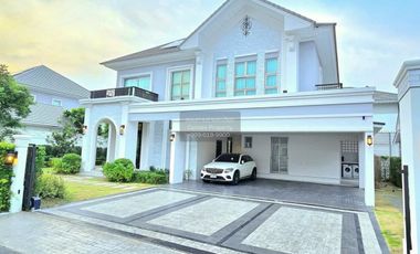For sale 4 bedrooms house in Lat Krabang, Bangkok
