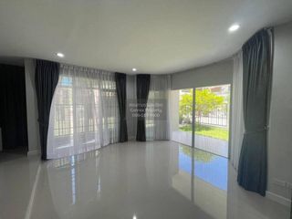 À vendre 3 chambres maison à Bang Yai, Nonthaburi