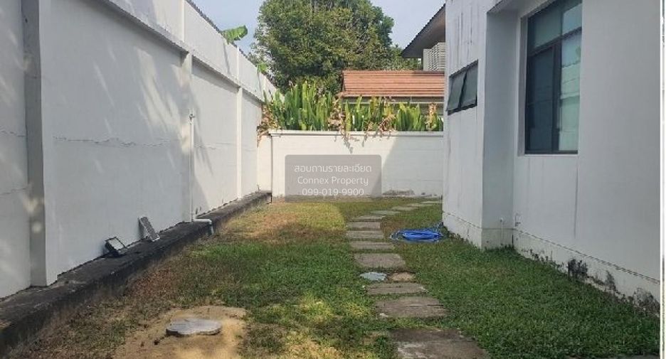 For sale 4 bedrooms house in Pak Kret, Nonthaburi