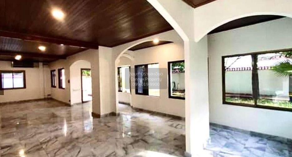 For rent 4 bedrooms house in Bang Bua Thong, Nonthaburi