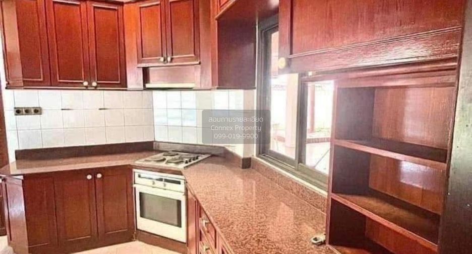 For rent 4 bedrooms house in Bang Bua Thong, Nonthaburi