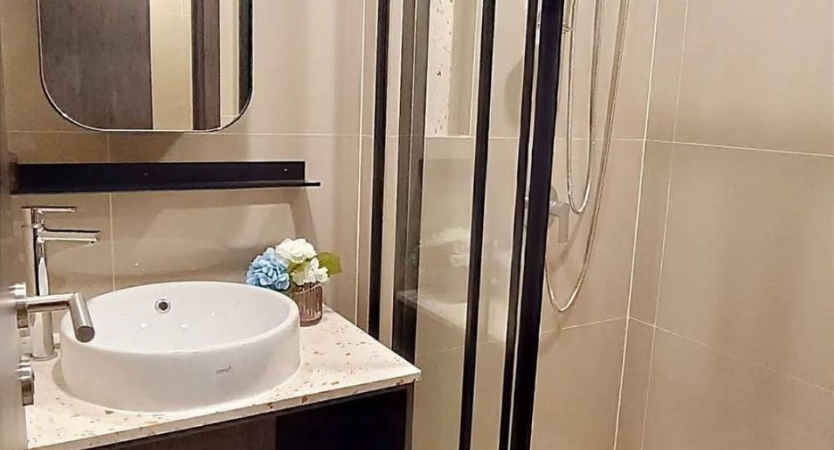 For rent 1 bed condo in Huai Khwang, Bangkok
