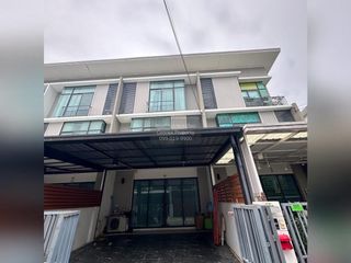 出租 3 卧室 联排别墅 在 Bang Phli, Samut Prakan