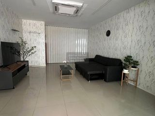 出租 3 卧室 联排别墅 在 Bang Phli, Samut Prakan