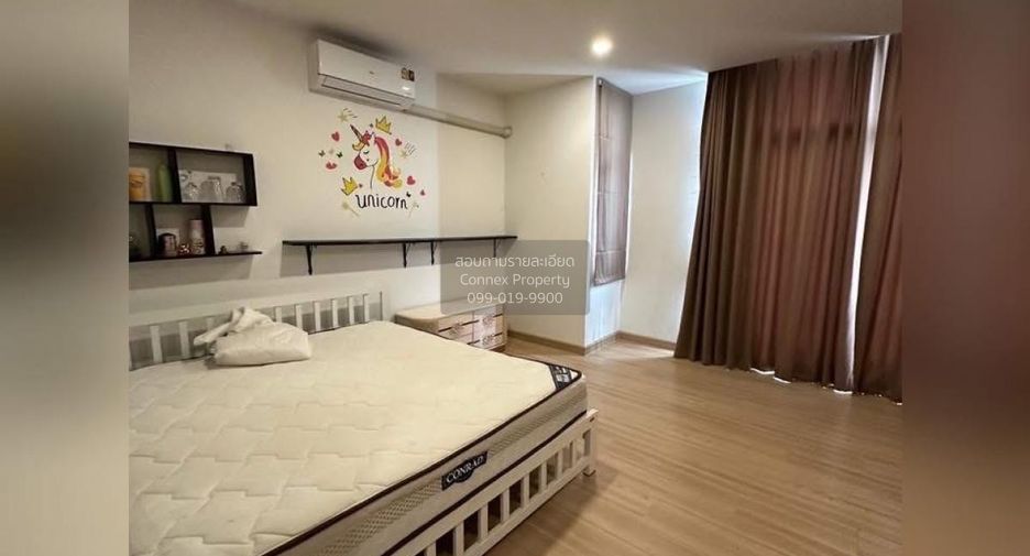 For rent 3 bedrooms townhouse in Bang Phli, Samut Prakan