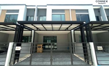 For rent 3 bed townhouse in Bang Phli, Samut Prakan