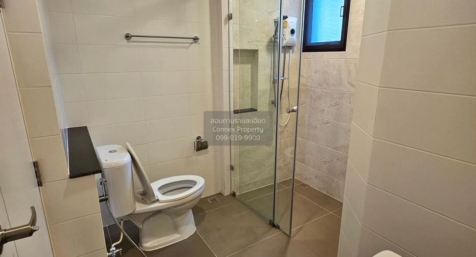 For rent 4 bedrooms house in Mueang Nonthaburi, Nonthaburi