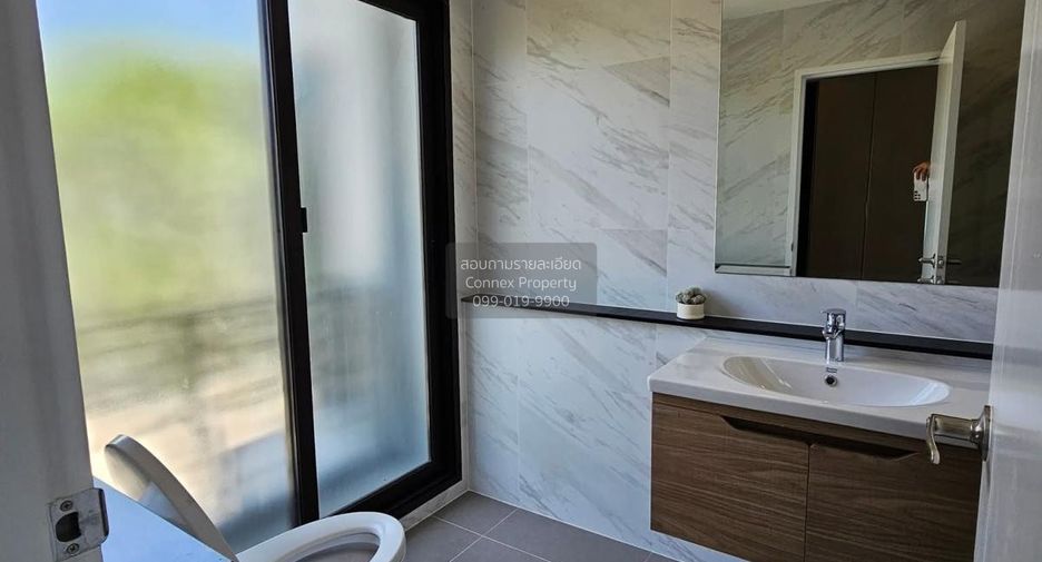 For rent 4 bedrooms house in Mueang Nonthaburi, Nonthaburi
