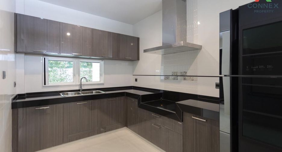 For rent 4 bed house in Bang Phli, Samut Prakan