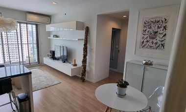For rent 2 bed condo in Sathon, Bangkok