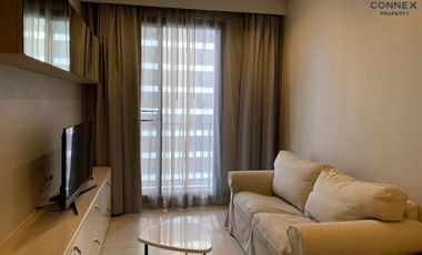 For rent 2 bed condo in Watthana, Bangkok