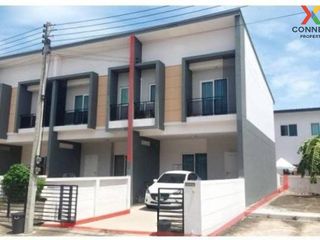 For sale 3 bed townhouse in Mueang Pathum Thani, Pathum Thani