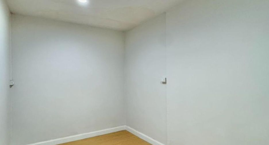 For sale 3 bed townhouse in Bang Bua Thong, Nonthaburi