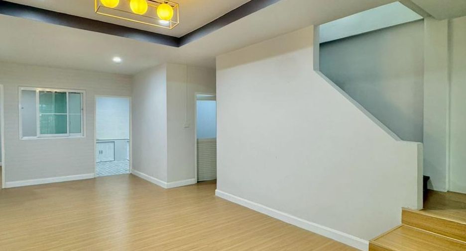 For sale 3 bed townhouse in Bang Bua Thong, Nonthaburi