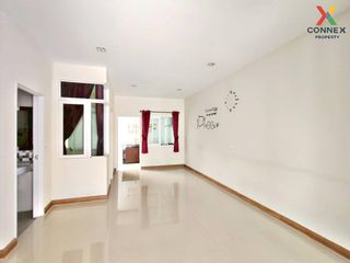 For sale 4 bed townhouse in Prawet, Bangkok