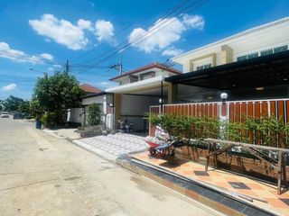 For sale 4 bed townhouse in Bang Bua Thong, Nonthaburi