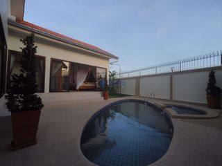 For sale and for rent 3 bed house in Bang Lamung, Chonburi