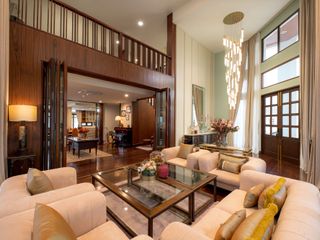 For rent 5 bed villa in Saraphi, Chiang Mai
