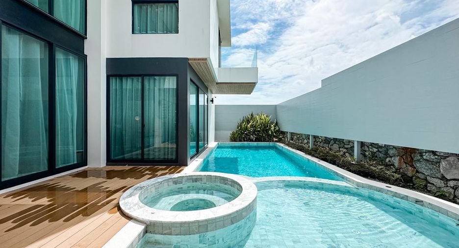 For sale 5 bedrooms villa in Bang Lamung, Chonburi