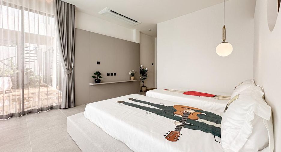 For sale 5 bedrooms villa in Bang Lamung, Chonburi