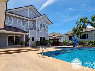 For rent and for sale 5 bed house in Bang Lamung, Chonburi