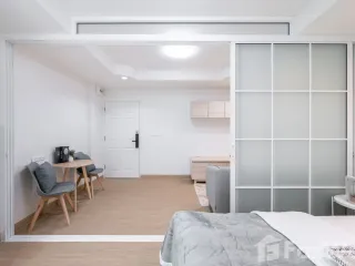 For sale 1 bed condo in Lat Phrao, Bangkok