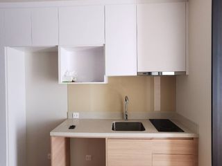 For sale 1 bed condo in Khlong Toei, Bangkok