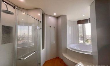 For sale 4 bed condo in Bang Kho Laem, Bangkok