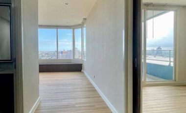 For sale 4 bed condo in Bang Kho Laem, Bangkok